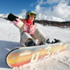 Jeune fille en pleine journee snow avec la colo Neige et Soleil